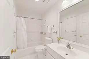511 Nalls Dairy Ct, Great Falls, VA 22066 - Photo 45
