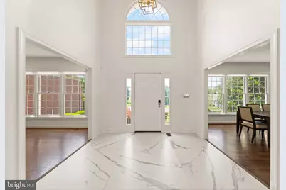 511 Nalls Dairy Court, Great Falls, VA 22066 - Photo 5