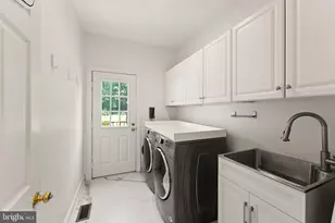 511 Nalls Dairy Ct, Great Falls, VA 22066 - Photo 27