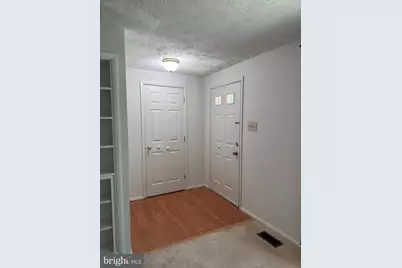5519 Inverness Woods Court, Fairfax, VA 22032 - Photo 3