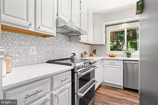 4304 Andes Dr, Fairfax, VA 22030 - Photo 15