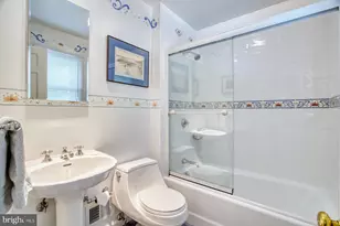 9211 Forest Haven Dr, Alexandria, VA 22309 - Photo 35