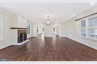10034 Scenic View Terrace, Vienna, VA 22182 - Photo 23