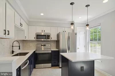 6228 Battalion Street, Centreville, VA 20121 - Photo 7