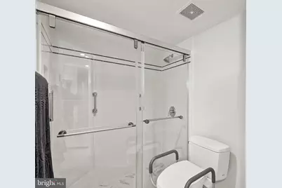 5904 Mount Eagle Drive #201, Alexandria, VA 22303 - Photo 17