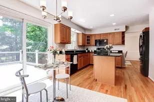 2603 Oakledge Ct, Vienna, VA 22181 - Photo 9