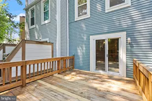 11243 Silentwood Ln, Reston, VA 20191 - Photo 15