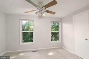 11243 Silentwood Ln, Reston, VA 20191 - Photo 19