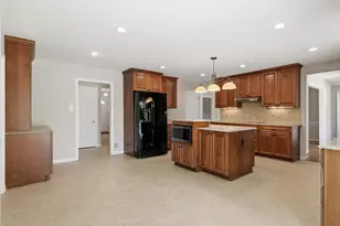 4410 Guinea Rd, Fairfax, VA 22032 - Photo 15