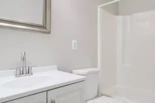 10869 Oak Green Ct, Burke, VA 22015 - Photo 27