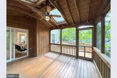 10869 Oak Green Court, Burke, VA 22015 - Photo 19