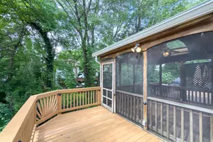 10869 Oak Green Ct, Burke, VA 22015 - Photo 21