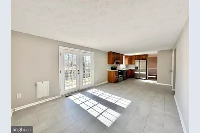 7649 Fallswood Way, Lorton, VA 22079 - Photo 9
