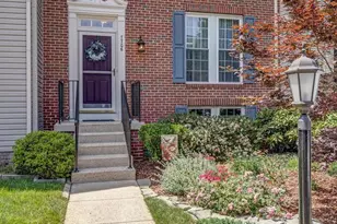 7706 Effingham Square, Alexandria, VA 22315 - Photo 1