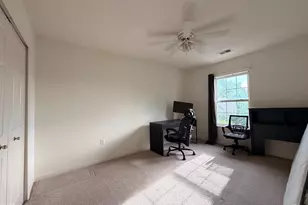 4663 Flatlick Branch Dr, Chantilly, VA 20151 - Photo 17