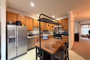 4663 Flatlick Branch Dr, Chantilly, VA 20151 - Photo 5