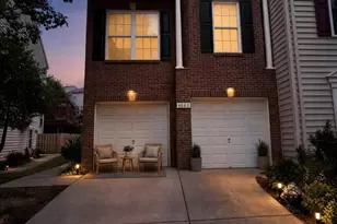 4663 Flatlick Branch Dr, Chantilly, VA 20151 - Photo 1