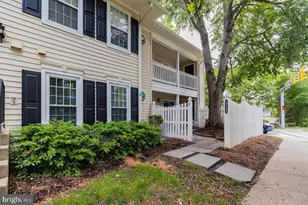 10198 Ashbrooke Ct, Oakton, VA 22124 - Photo 1