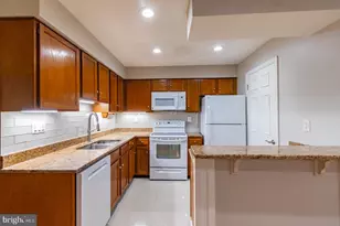10198 Ashbrooke Ct, Oakton, VA 22124 - Photo 15