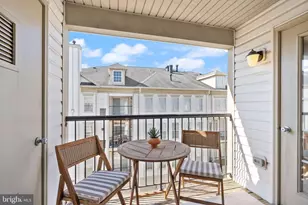11575 Cavalier Landing Ct, Fairfax, VA 22030 - Photo 7