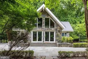 9324 Georgetown Pike, Great Falls, VA 22066 - Photo 21