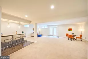 605 Meadow Ln SW, Vienna, VA 22180 - Photo 21