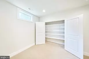 605 Meadow Ln SW, Vienna, VA 22180 - Photo 61