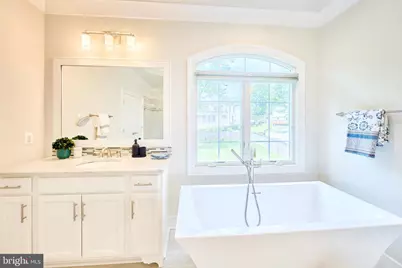 605 Meadow Lane SW, Vienna, VA 22180 - Photo 53