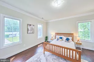 605 Meadow Ln SW, Vienna, VA 22180 - Photo 43