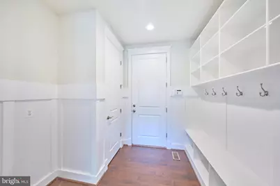 605 Meadow Lane SW, Vienna, VA 22180 - Photo 71