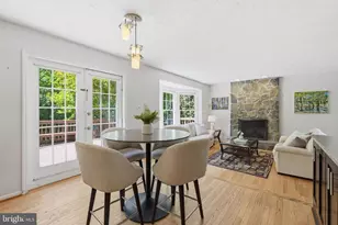 2324 Club Pond Ln, Reston, VA 20191 - Photo 9