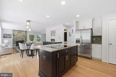 2324 Club Pond Lane, Reston, VA 20191 - Photo 9