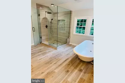 9114 Oak Chase Court, Fairfax Station, VA 22039 - Photo 5