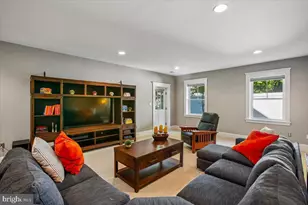 2134 Emilys Ln, Falls Church, VA 22043 - Photo 45