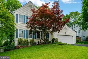 7729 Silver Sage Ct, Springfield, VA 22153 - Photo 3
