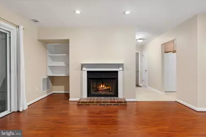 10110 Oakton Terrace Road #10110, Oakton, VA 22124 - Photo 15