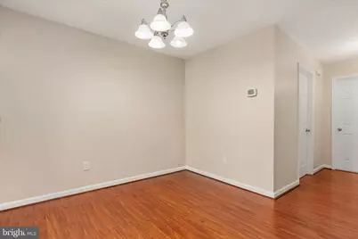 10110 Oakton Terrace Road #10110, Oakton, VA 22124 - Photo 11