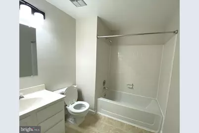 11198 Silentwood Lane, Reston, VA 20191 - Photo 15