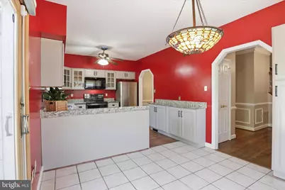 5916 Wescott Hills Way, Alexandria, VA 22315 - Photo 9