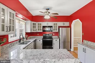 5916 Wescott Hills Way, Alexandria, VA 22315 - Photo 9