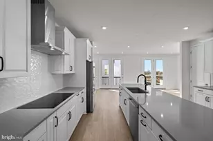1 Aviation Pl, Herndon, VA 20171 - Photo 3