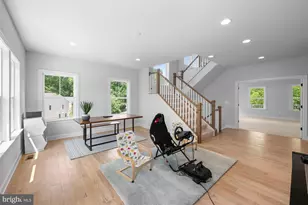 2354 Cedar Ln, Vienna, VA 22182 - Photo 25