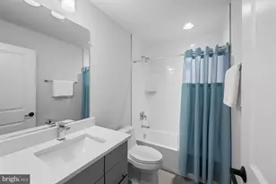 2354 Cedar Ln, Vienna, VA 22182 - Photo 39