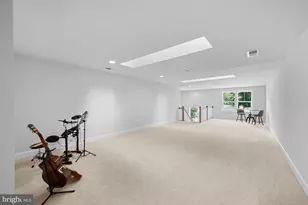 2354 Cedar Ln, Vienna, VA 22182 - Photo 37