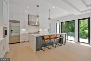 1434 Waggaman Cir, McLean, VA 22101 - Photo 19