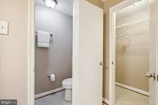 5519 Whitfield Ct, Fairfax, VA 22032 - Photo 21