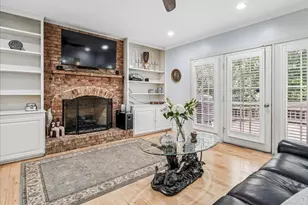 5810 Hannora Ln, Fairfax Station, VA 22039 - Photo 17