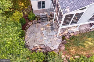 10711 Oldfield Dr, Reston, VA 20191 - Photo 7