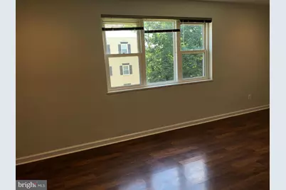 3049 Patrick Henry Drive #201, Falls Church, VA 22044 - Photo 5