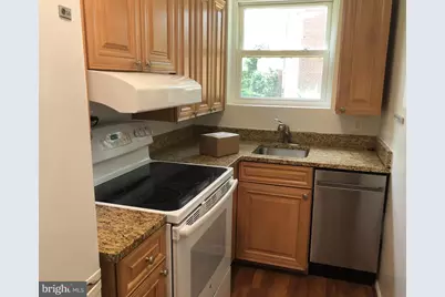 3049 Patrick Henry Drive #201, Falls Church, VA 22044 - Photo 3